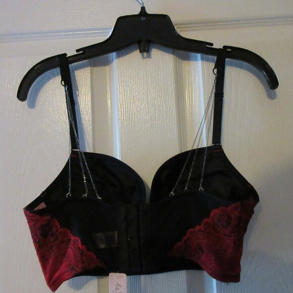 La Senza Bra Women's Size 36C New with Tags Red & Black with Chain Detail - Picture 2 of 2